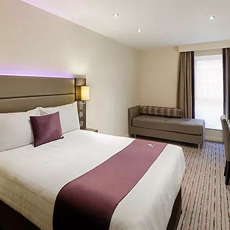 Premier Inn Premier Inn Silverstone Syresham Zewnętrze zdjęcie