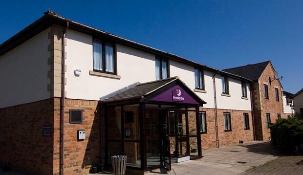 Premier Inn Premier Inn Silverstone Syresham Zewnętrze zdjęcie